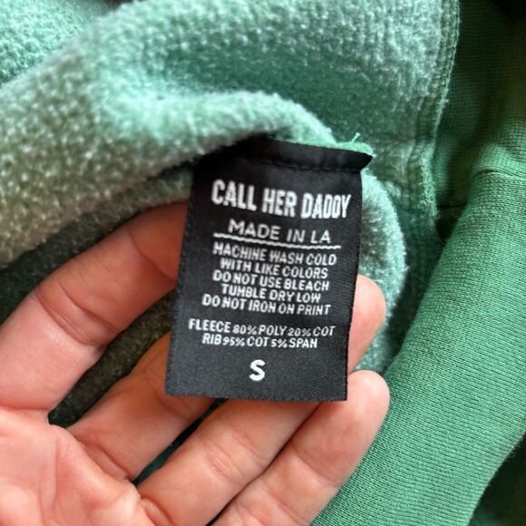 Call Her Daddy Size S cropped Hoodie - Picture 5 of 5